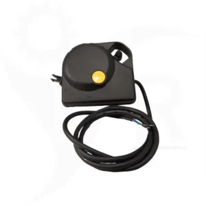 Kabeldosa m. knapp Multiclip Svan 50E 381600546/0 Fri frakt
